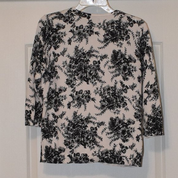 Vintage Croft & Barrow Black & White Cardigan - Picture 2 of 6